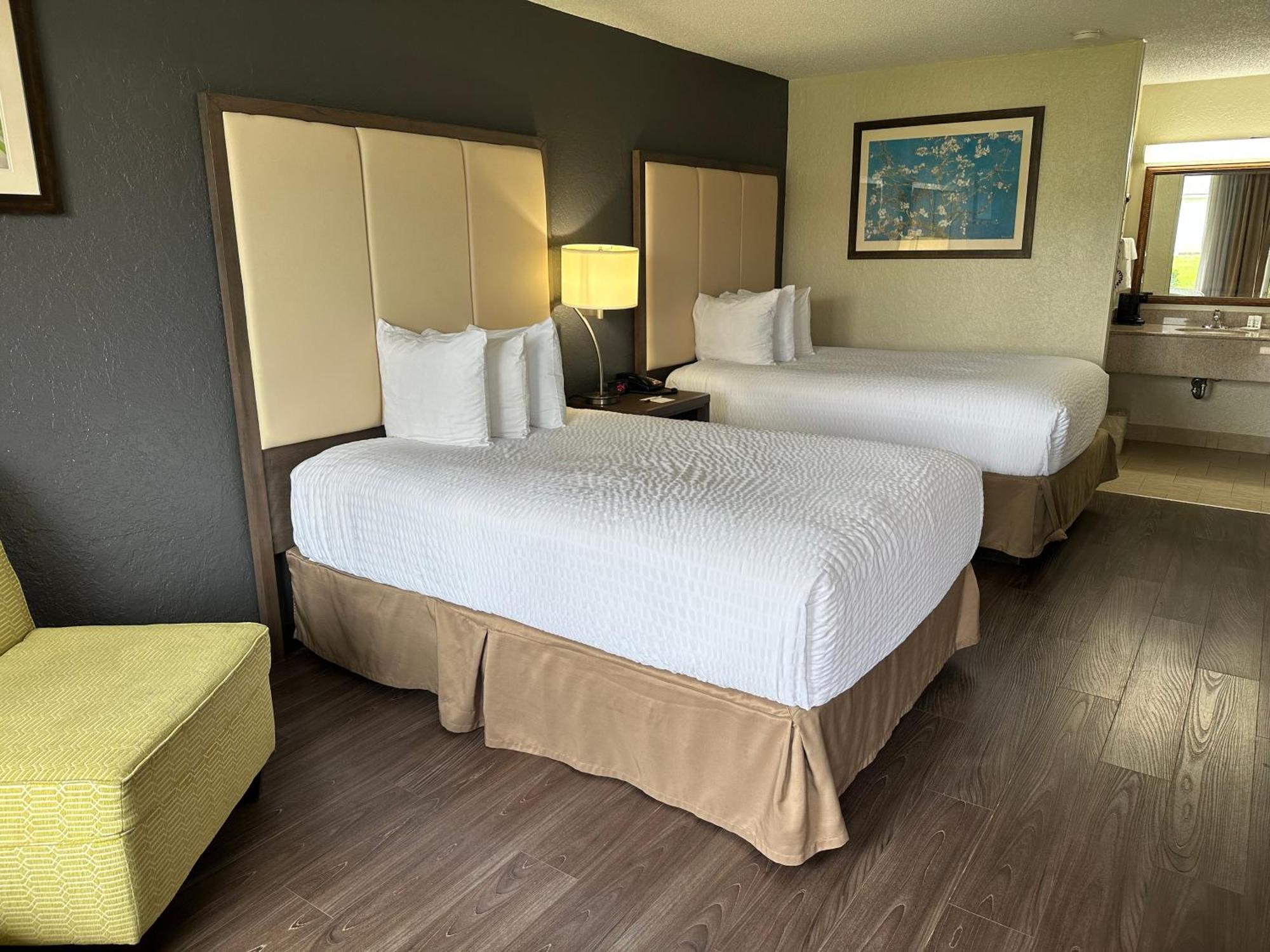 Hotel Ramada By Wyndham 3*