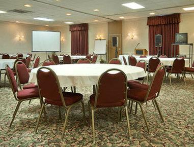 Ramada By Wyndham Hotel 3*